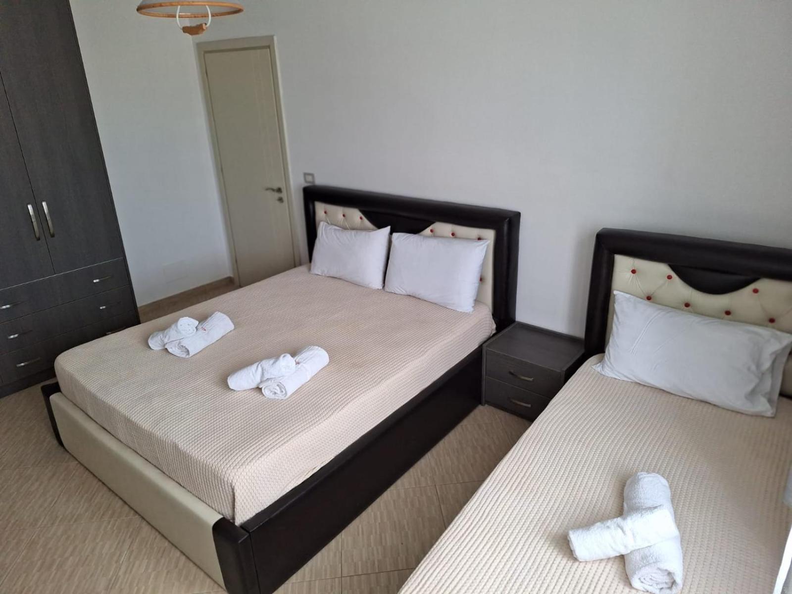 Vacanze Pushime Albania Radhimë
