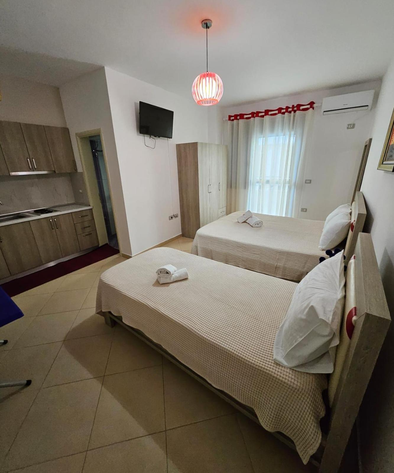 Vacanze Pushime Albania * Радима