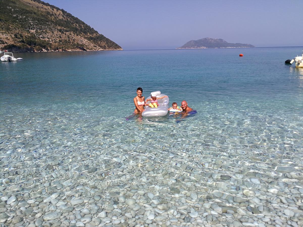 Vacanze Pushime Albania * Radhime